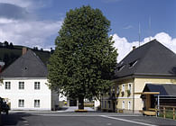 Village Square Zweinitz