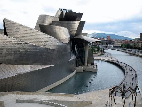 Guggenheim Museum, Bilbao, Spain. Image courtesy of GlobeRove.com