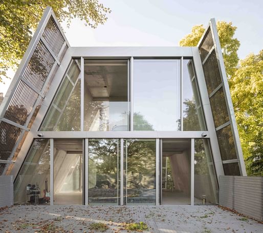 ​Reciprocal House in the United Kingdom​ by Gianni Botsford Architects. Image: Schnepp Renou