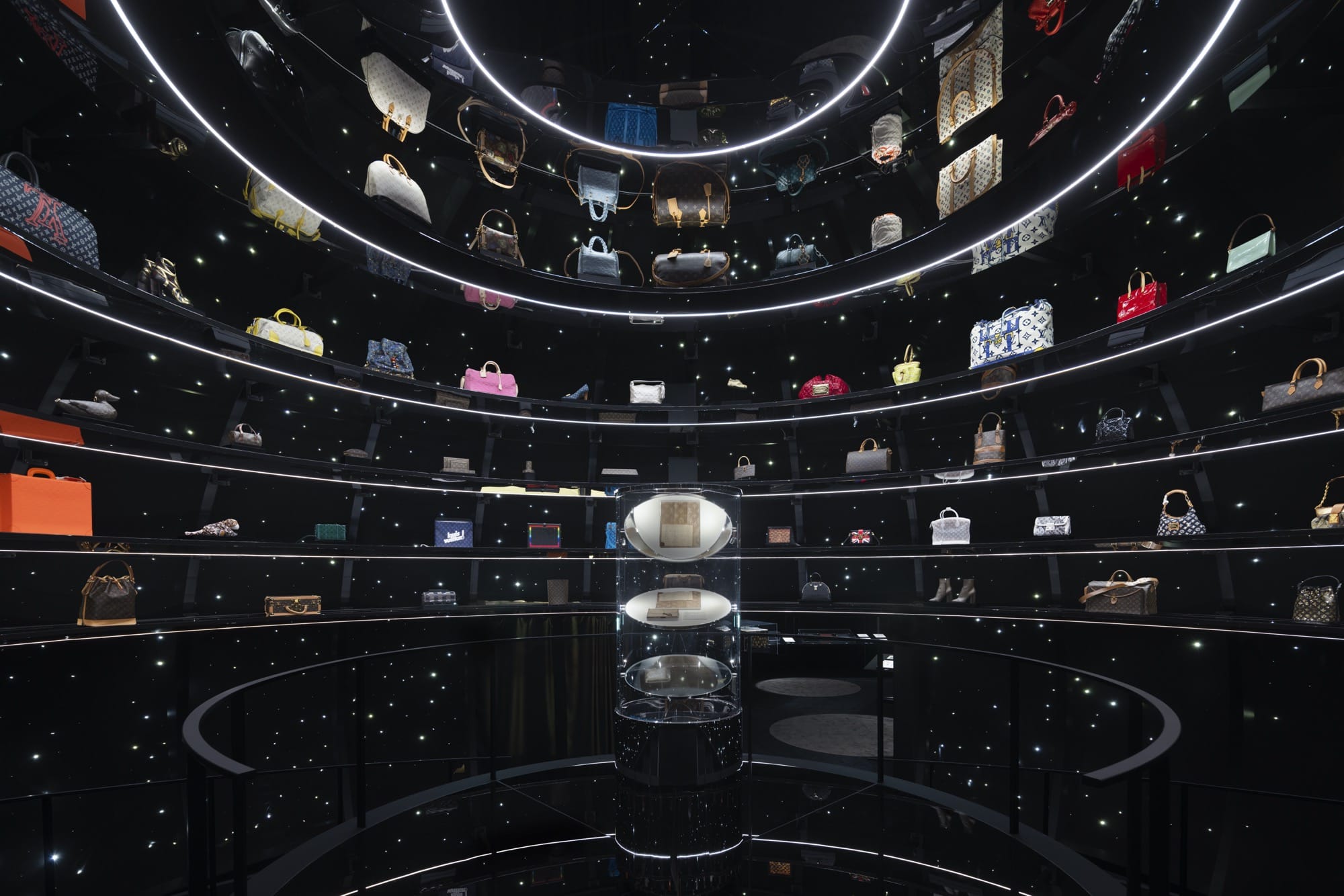 OMA and Louis Vuitton unveil immersive exhibition at Nakanoshima