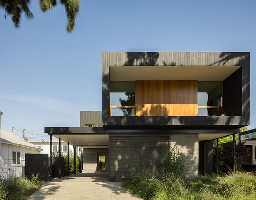 Translators' House (Culver City, CA) designed by Jacobschang Architecture. Photo by Michael Wells