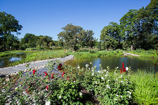 Oct 19: Brooklyn Botanic Garden’s Shelby White and Leon Levy Water Garden and Water Conservation Project, Landscape Architect: Michael Van Valkenburgh Associates, Photo by Liz Ligon. Courtesy of Brooklyn Botanic Garden.