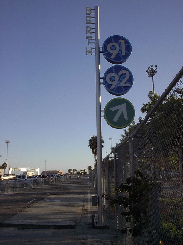 Graphical LED Illuminated Directional Sign