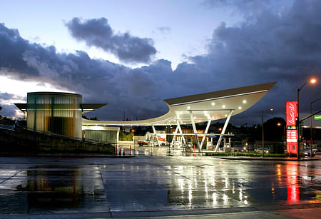 United Oil Fueling Station, Los Angeles, CA, Architect: Kanner Architects © Nico Marques/Photekt