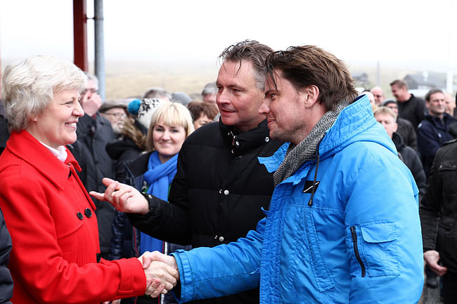 BIG Founding Partner Bjarke Ingels, BIG Partner Finn Nørkjær and Helena Dam, the Faroe Islands Minister of the Environment (from right, Photo: Kári Mikkelsen/Landsverk)