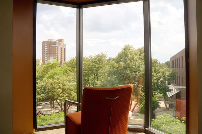 One of a series of south-facing work areas that look out over Liberty Plaza. //CC license BY-NC-SA, Jessica A.S. Letaw.