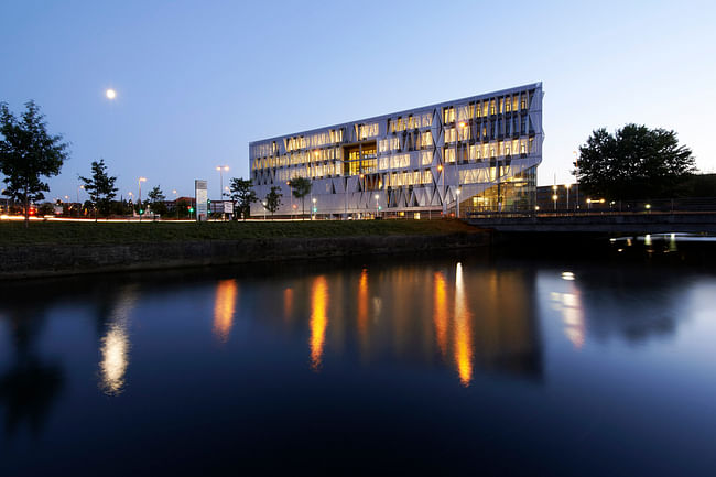 2015 LEAF Awards - Best Sustainable Development of the Year: Campus Kolding, SDU, University of Southern Denmark by Henning Larsen Architects. Image courtesy of 2015 LEAF Awards.