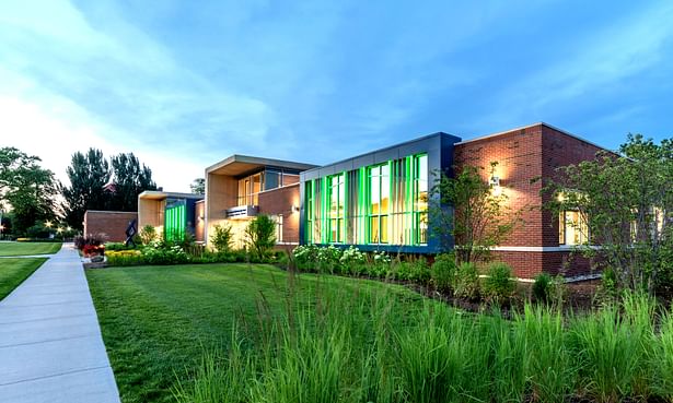 Aurora University’s John C. Dunham STEM Partnership School Awarded LEED Platinum 