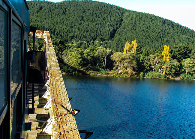 Ramal Talca-Constitución, in Talca Province, Chile. The line crosses the Maule River over the 1915 Banco de Arena Bridge, 2012. Photo: Jorge Molina Z