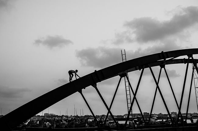 2015 Art of Building winner: 'The Daredevil' by Ata Adnan. Taken in Chittagong, Bangladesh.