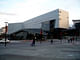 The University of Cincinnati Student Recreation Center (2006) which knits together a disparate campus through expansive curvilinear forms. (Image: Wikipedia)