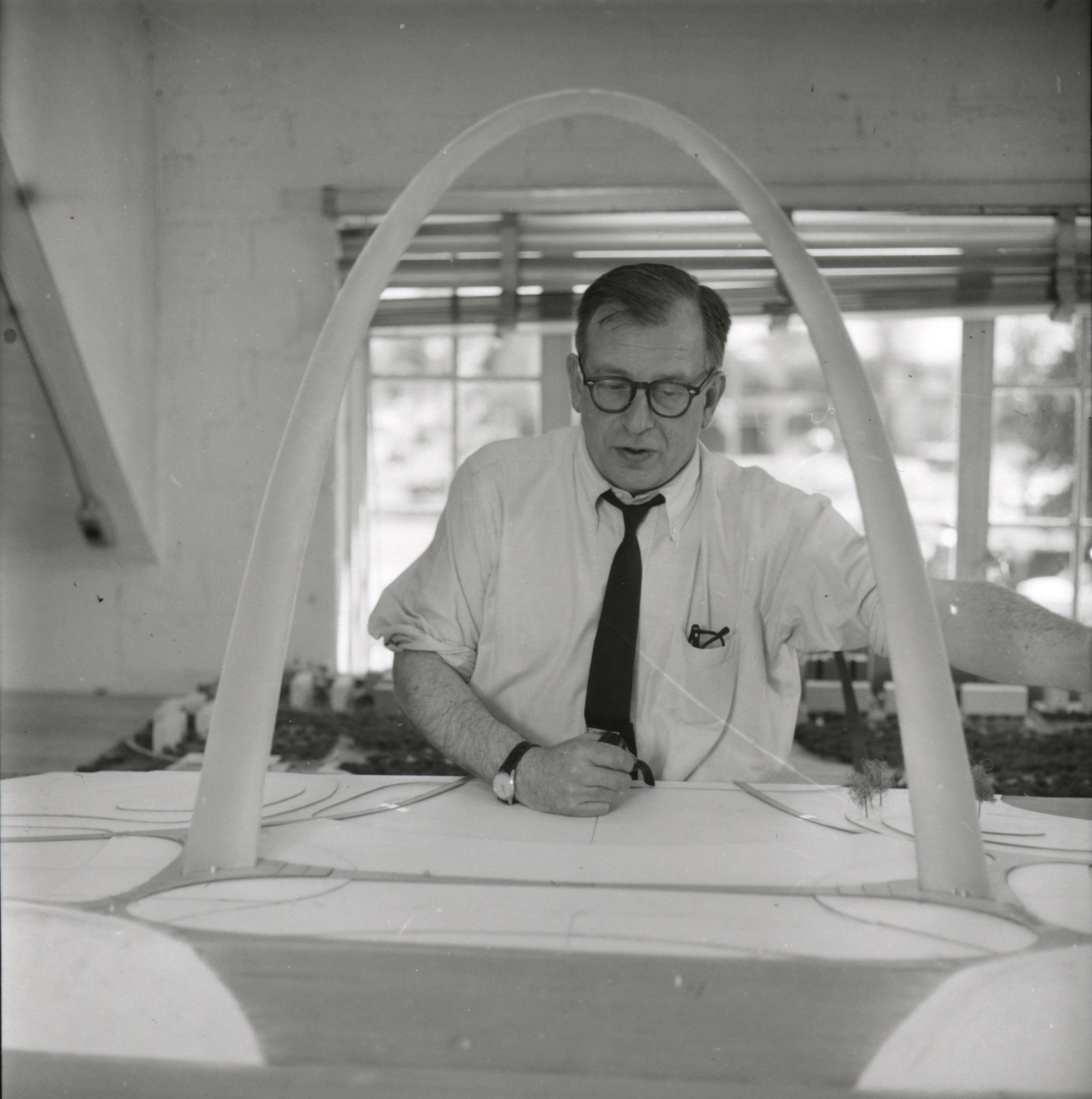 The visionary workaholic: an intimate, luscious documentary