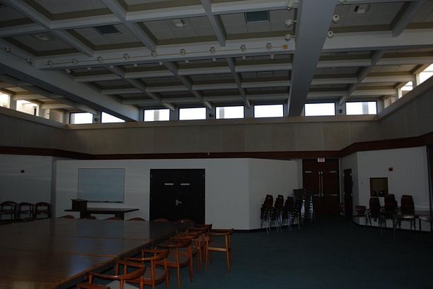 4th floor atrium meeting room before renovation