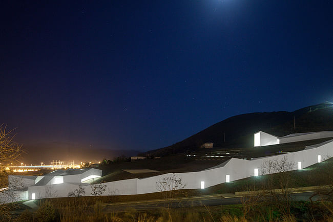 Pocinho Rowing High Performance Center by Alvaro Andrade (exterior) Image © Joao Morgado