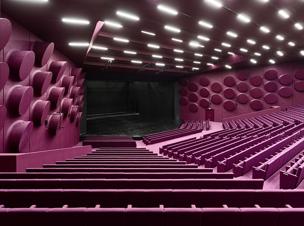 Palais de la Musique et des Congrès (PMC) Strasbourg – Auditorium Schweitzer (expanded from 900 to 1.200 seats) 