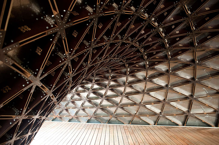 Interior view of the SUTD Library Pavilion (Photo: Philipp Aldrup)