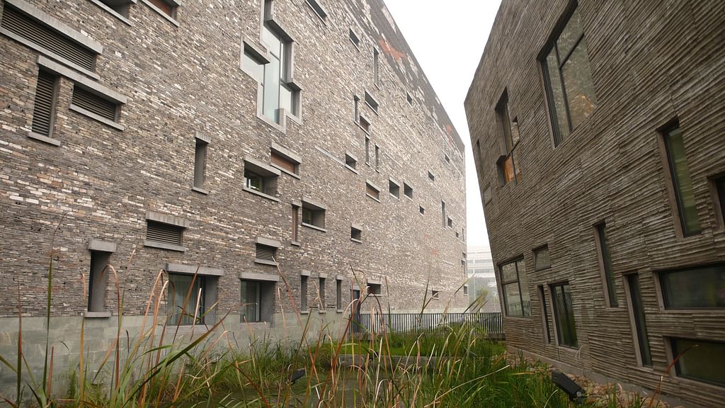 The New Asian Architecture: Vernacular Traditions and