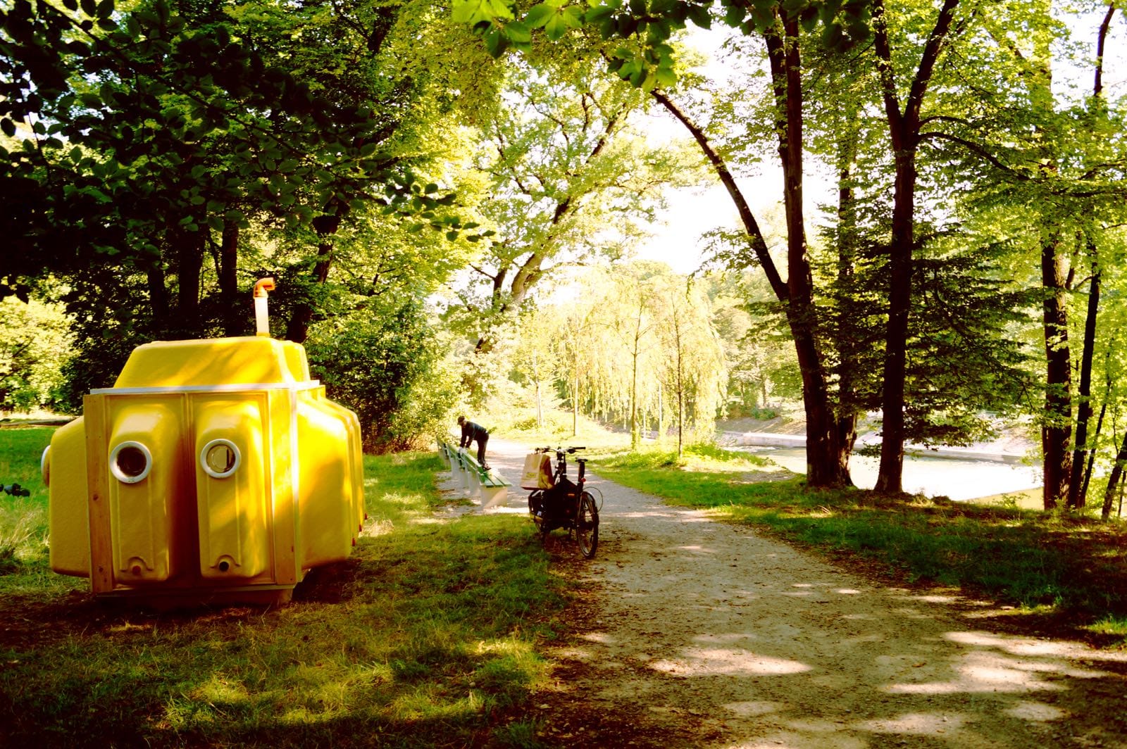 The Short Life and Bitter End to Munich's 'Yellow Submarine