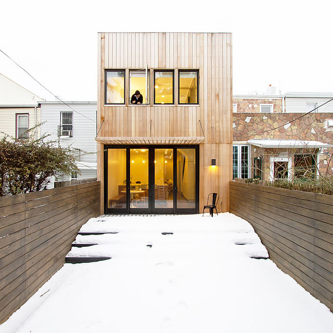 Brooklyn Row House 2 in New York, NY by Office of Architecture; Photo: Ben Anderson Photo