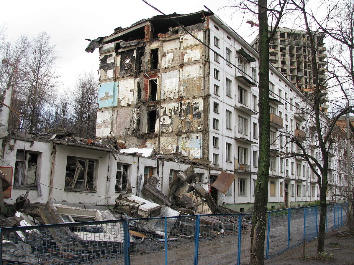 Thousands protest in Moscow against planned demolition of Soviet-era ...