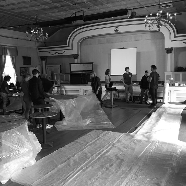 'In advance of the Tropical Mining Station, FOAM organized a workshop led by Jesse Seegers of the Organization for Spatial Practice (OSP) on inflatable architecture. The workshop was held in Callicoon, NY, an upstate rural town undergoing a cultural and technological awakening.' Credit: FOAM