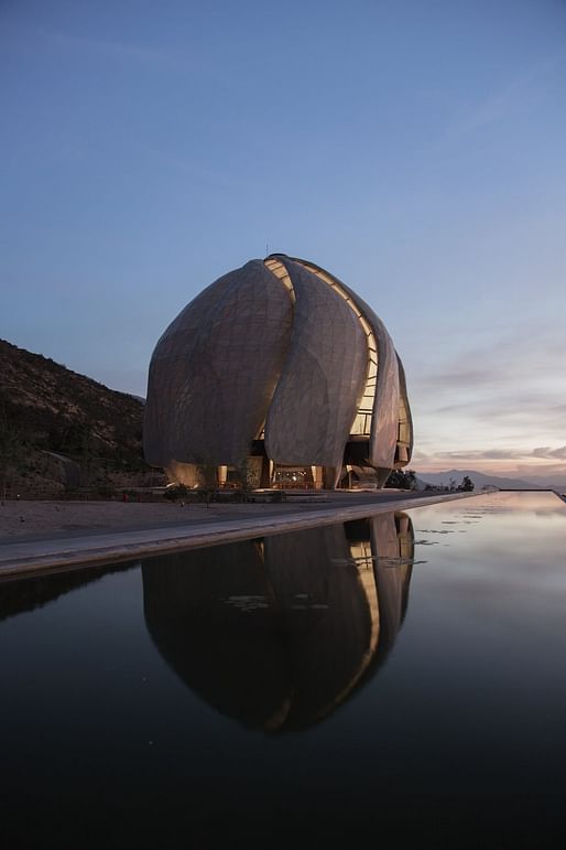 The Bahá’í Temple of South America by Hariri Pontarini Architects, Santiago, Chile. Photo: Justin Ford.