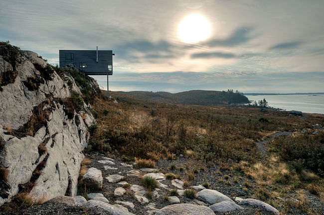 Cliff House, Tomlee Head, Nova Scotia, 2008 (by MacKay-Lyons Sweetapple Architects) Photograph | James Brittain