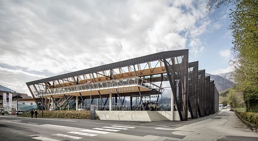 Schafbergbahn Station in St. Wolfgang, Austria by dunkelschwarz. Image: © Albrecht Imanuel Schnabel