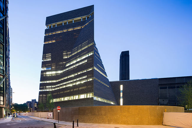 Tate Modern Switch House, Herzog & de Meuron. Photo: Iwan Baan.