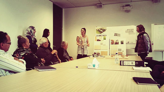 The interior team presenting [students standing from left: Aseel Al-Azi, Ameline Liew, Hannah Stephenson and Angus Beaton]