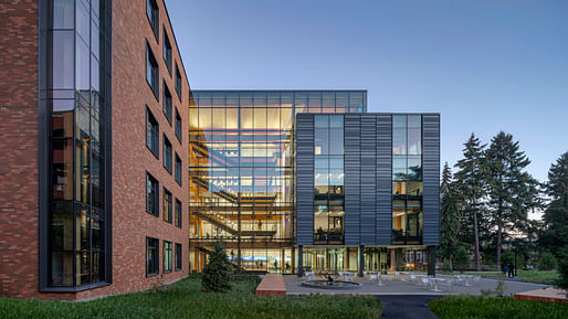 Founders Hall, Foster School of Business by LMN Architects. Image: Tim Griffith