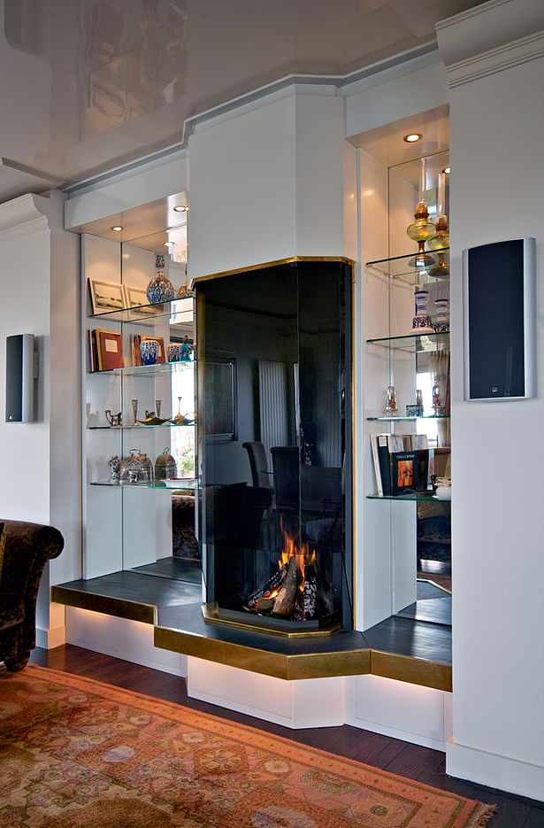 Bloch Design fireplace 2