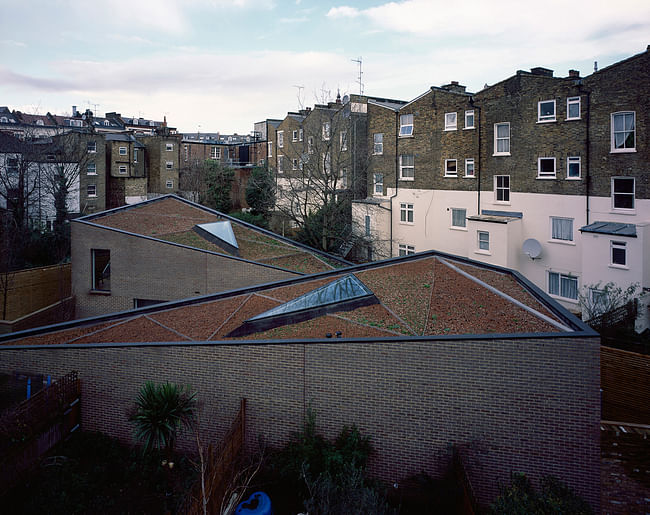 Shortlisted for RIBA Stephen Lawrence Prize 2014: Ott's Yard by vPPR Architects. Photo: Hélène Binet