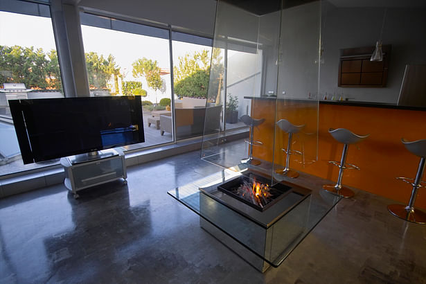 Bloch Design suspended glass fireplace 9