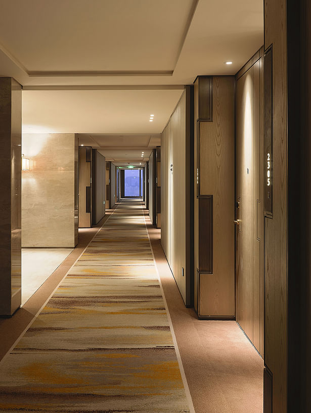 Hualuxe Xiamen - Guest Room Corridor