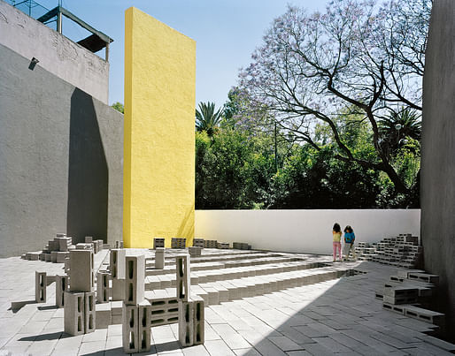 Frida Escobedo, El Eco Pavilion, 2010, Mexico City, Photography: Rafael Gamo.