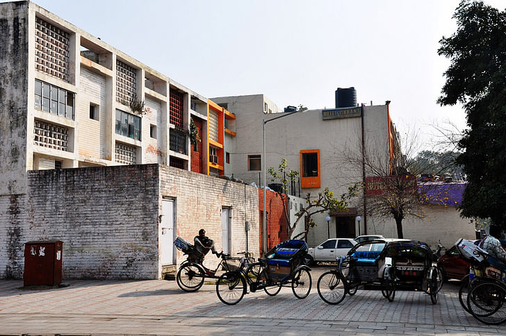 Chandigarh: corner bicycle rickshaw stop & back alley additions