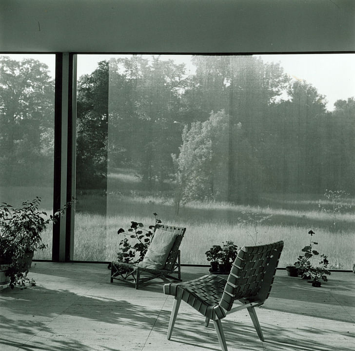 Farnsworth House, looking north from the interior of screened-in porch, furnished by Farnsworth. Undated. Photo by Gorman’s Child Photography. Courtesy and copyright of Newberry Library, Chicago, Illinois.