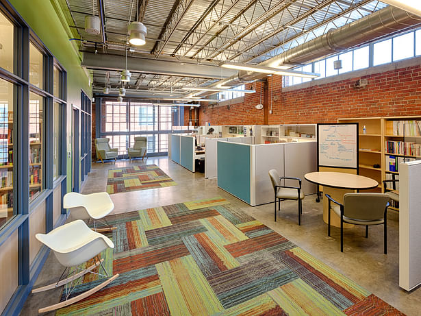 Small meeting areas among workspace