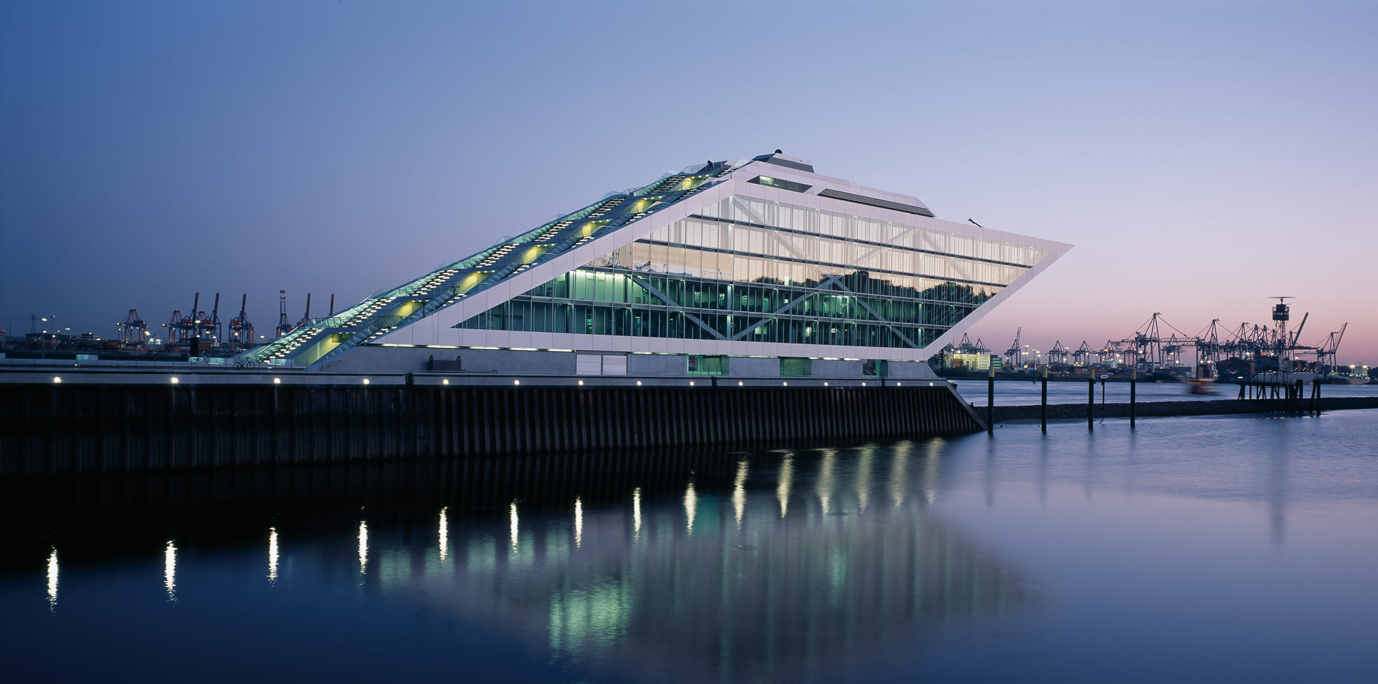 Hadi Teherani Architects