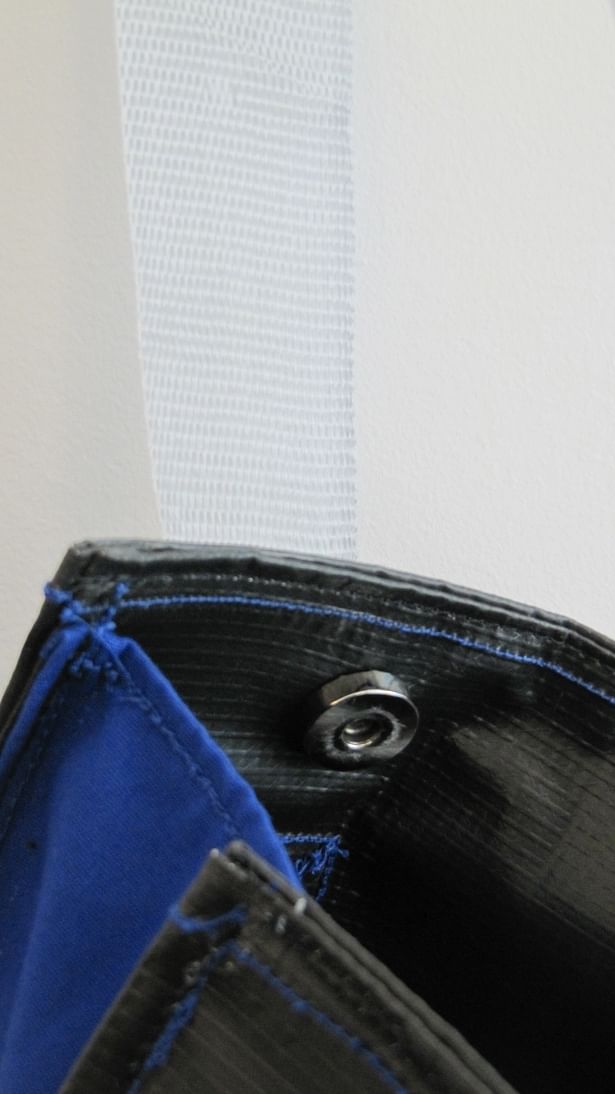 Sgambati_fold bag_interior closure detail_photo