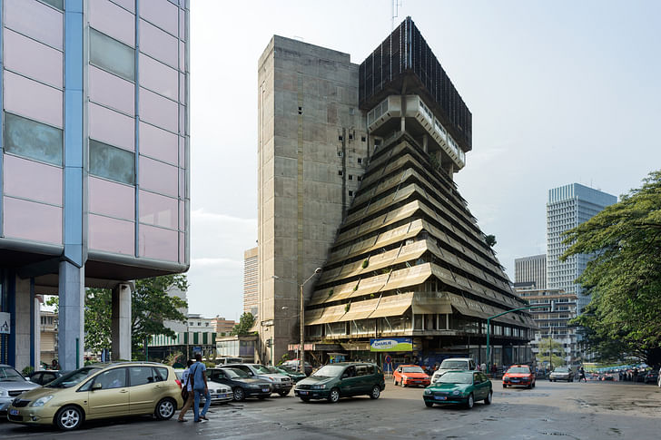 Rinaldo Olivieri, La Pyramide, 1973, Abidjan (Côte d'Ivoire). Photo © Iwan Baan.